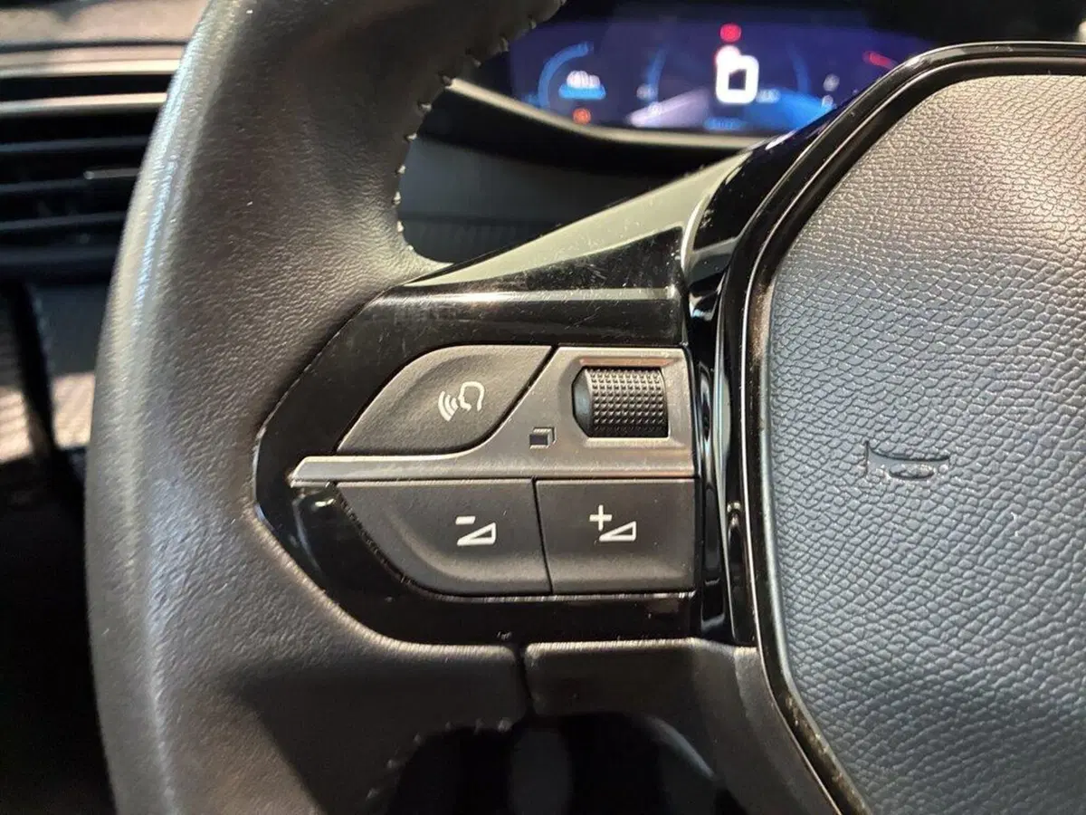 Peugeot 208 usata a Torino (13)
