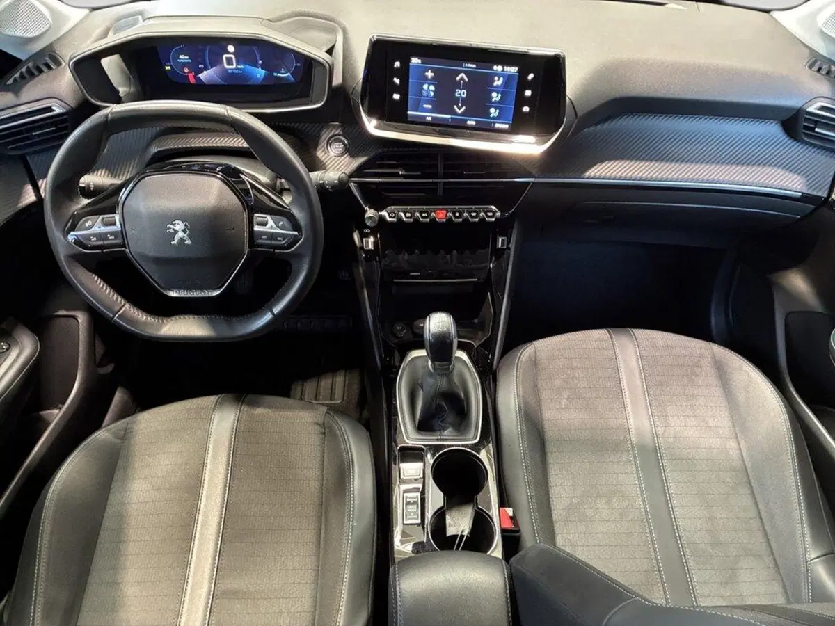 Peugeot 208 usata a Torino (6)