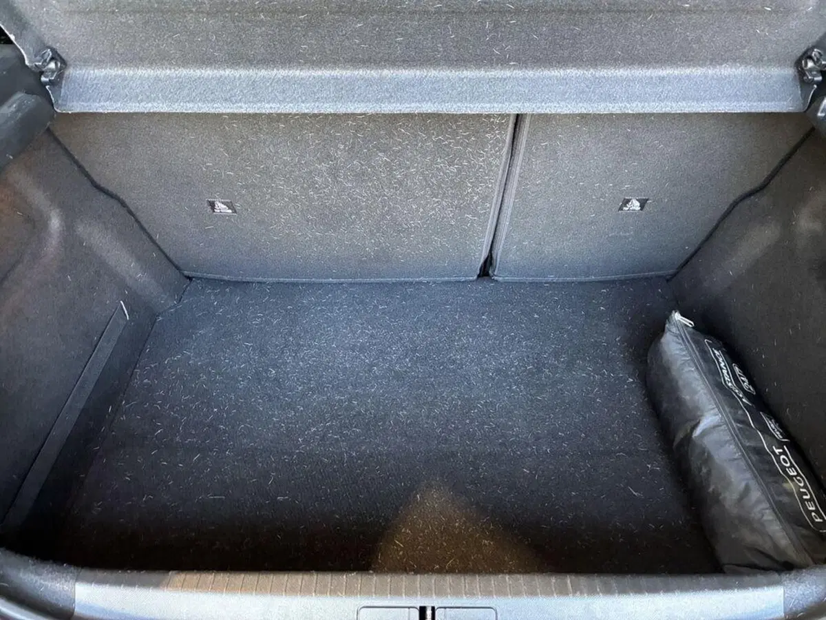 Peugeot 208 usata a Torino (9)