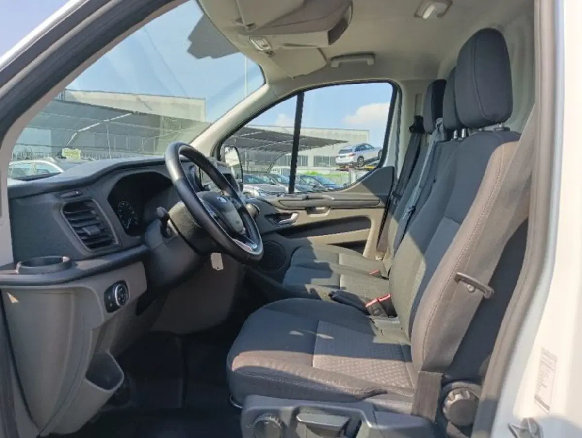 Ford Transit Custom Furgone usata a Brescia (8)