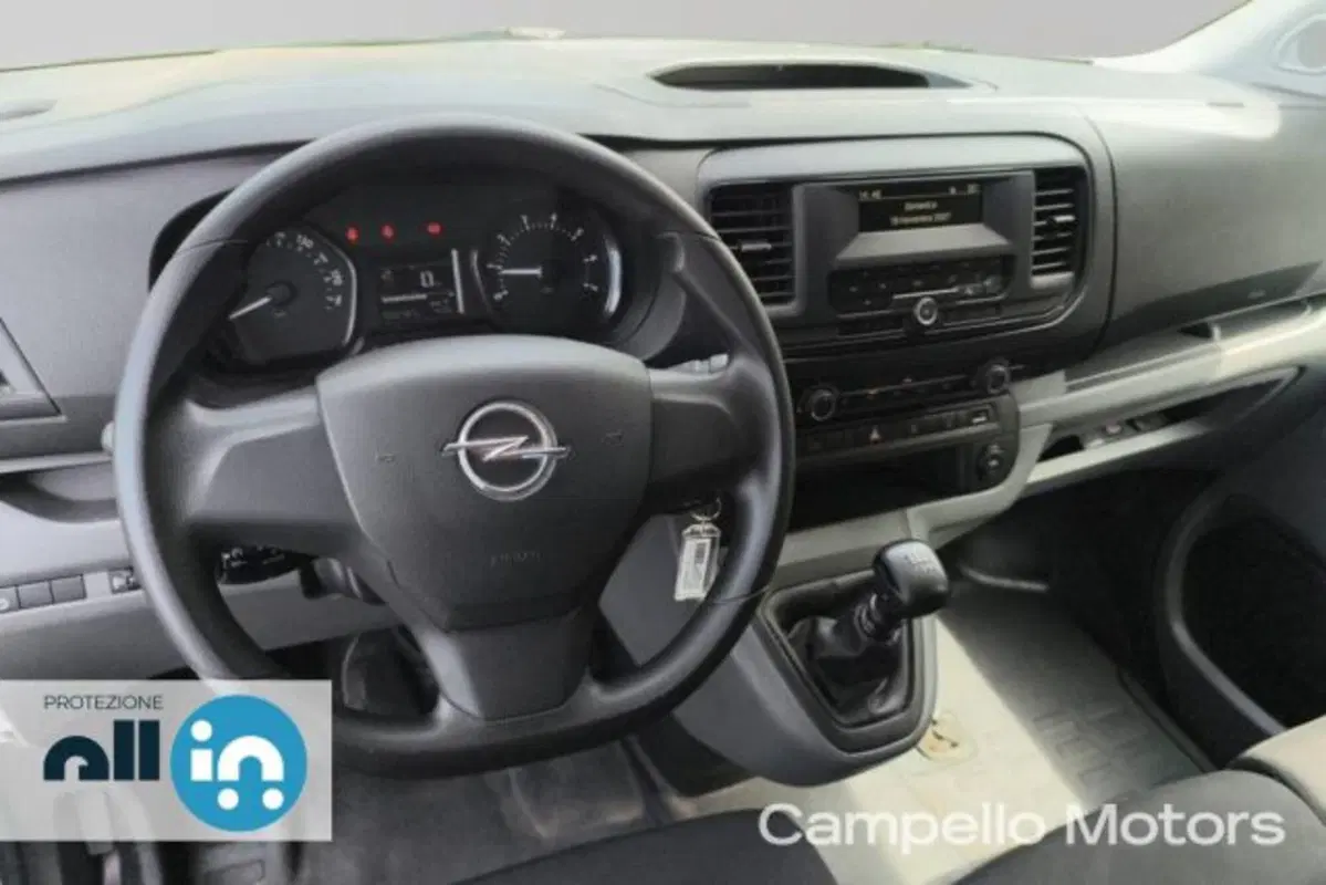 Opel Vivaro Furgone usata a Venezia (11)