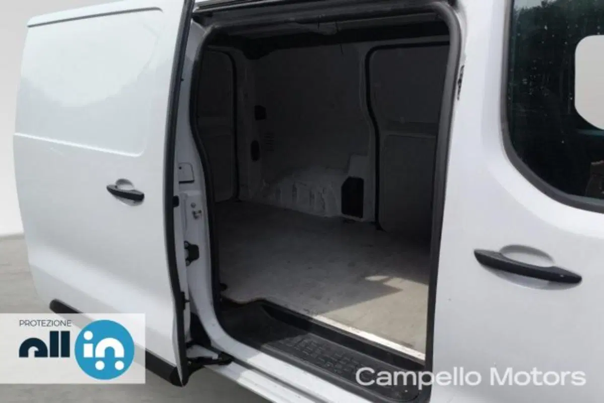 Opel Vivaro Furgone usata a Venezia (6)
