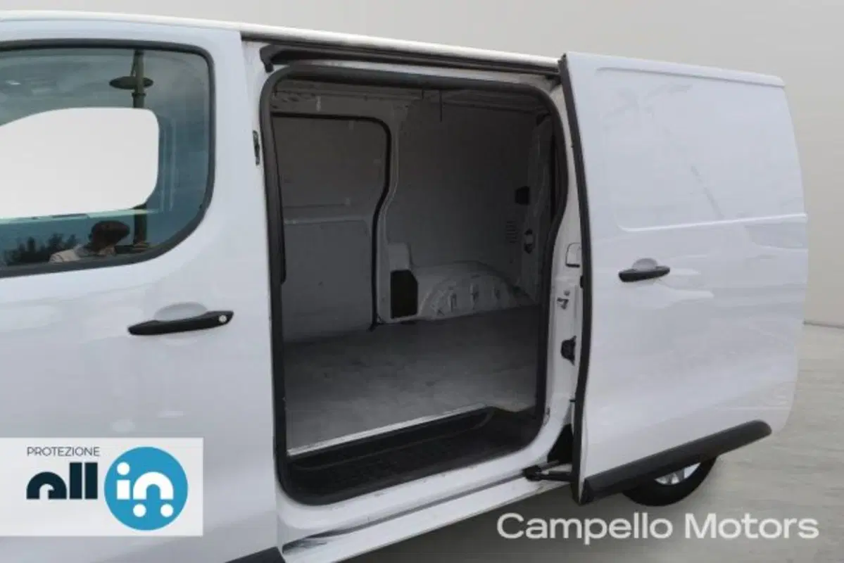 Opel Vivaro Furgone usata a Venezia (7)