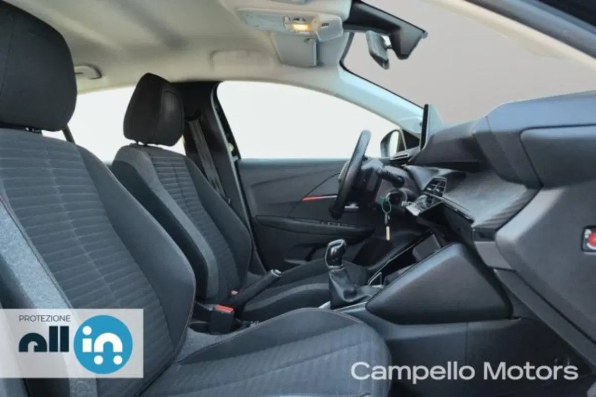 Peugeot 208 usata a Venezia (15)