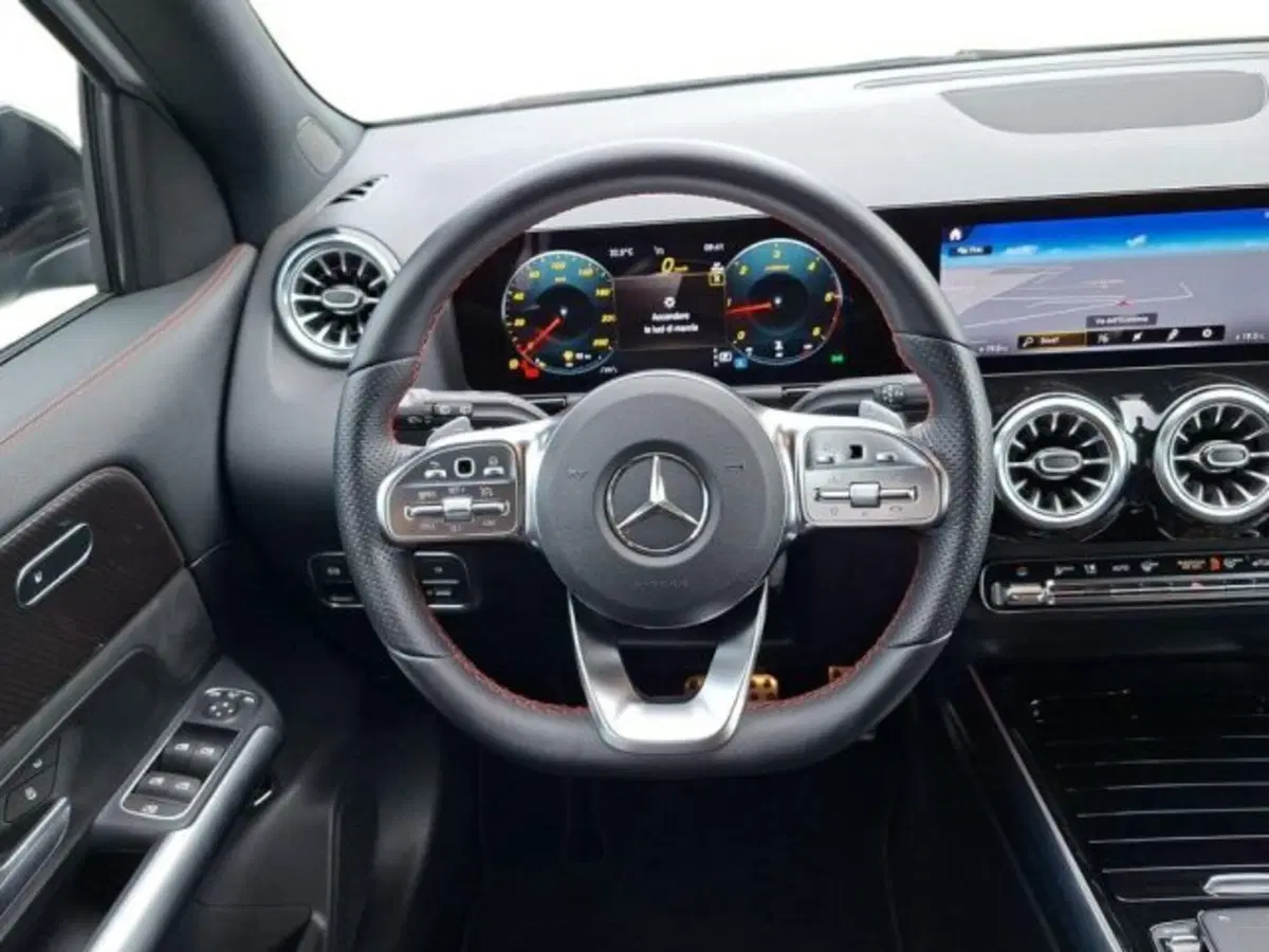 Mercedes-Benz GLA SUV usata a Verona (13)
