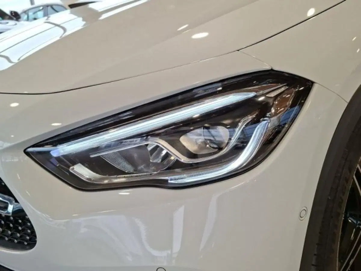 Mercedes-Benz GLA SUV usata a Verona (5)