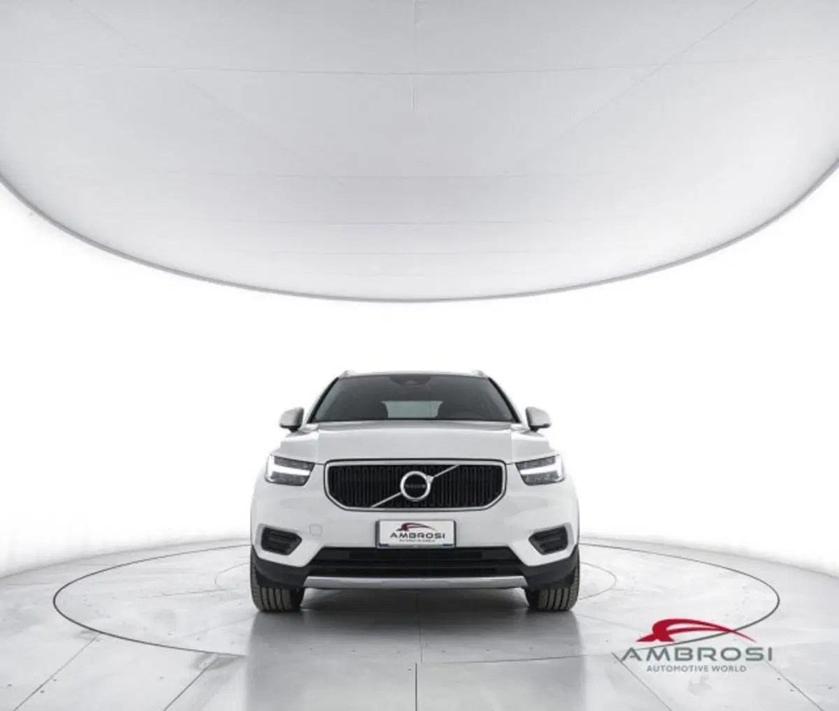Volvo XC40 usata a Perugia (5)