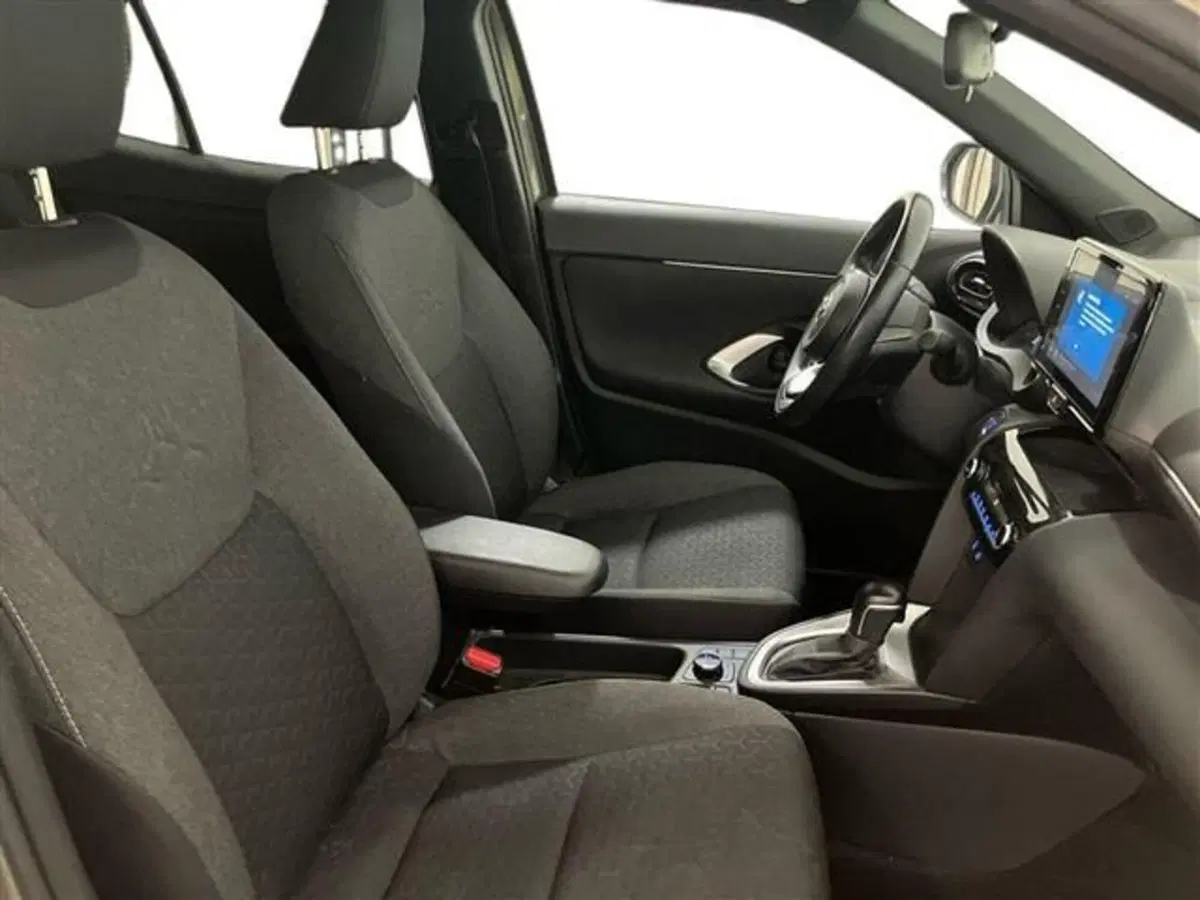 Toyota Yaris Cross usata a Como (12)