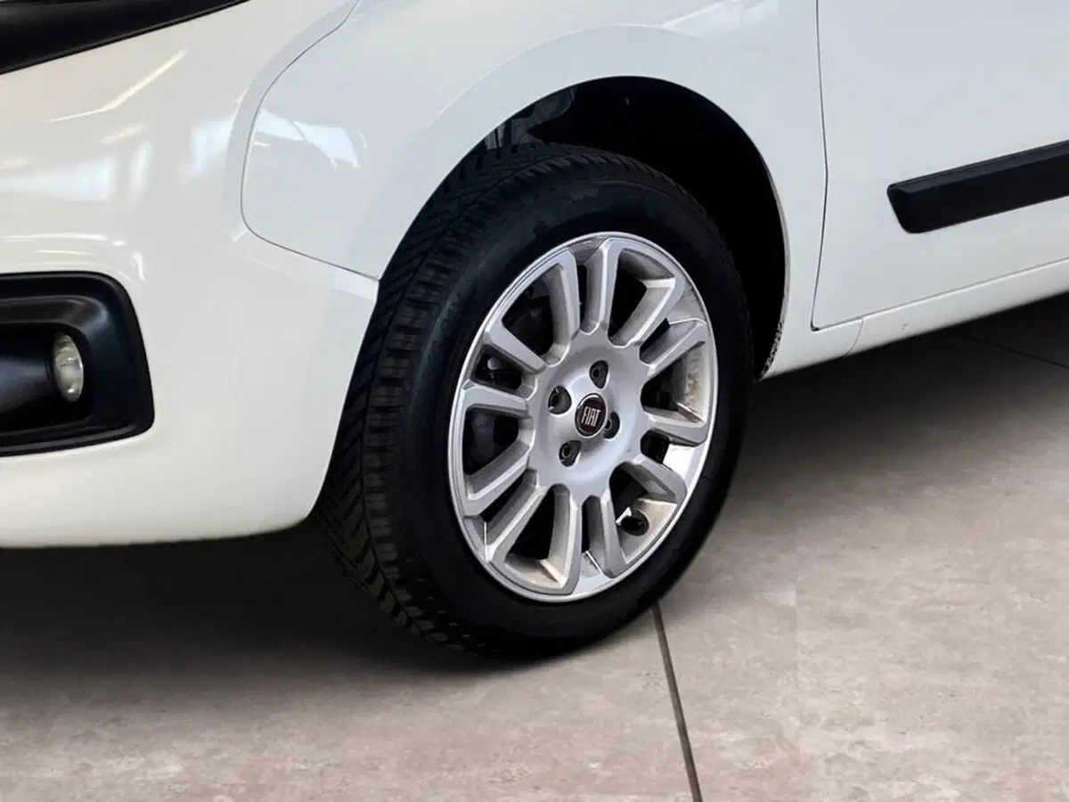 Fiat Qubo usata a Torino (15)