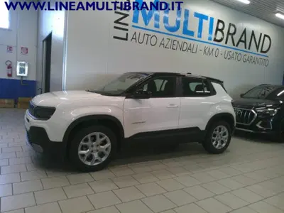 Jeep Avenger 1.2 turbo Altitude fwd 100cv del 2024 usata a Piacenza