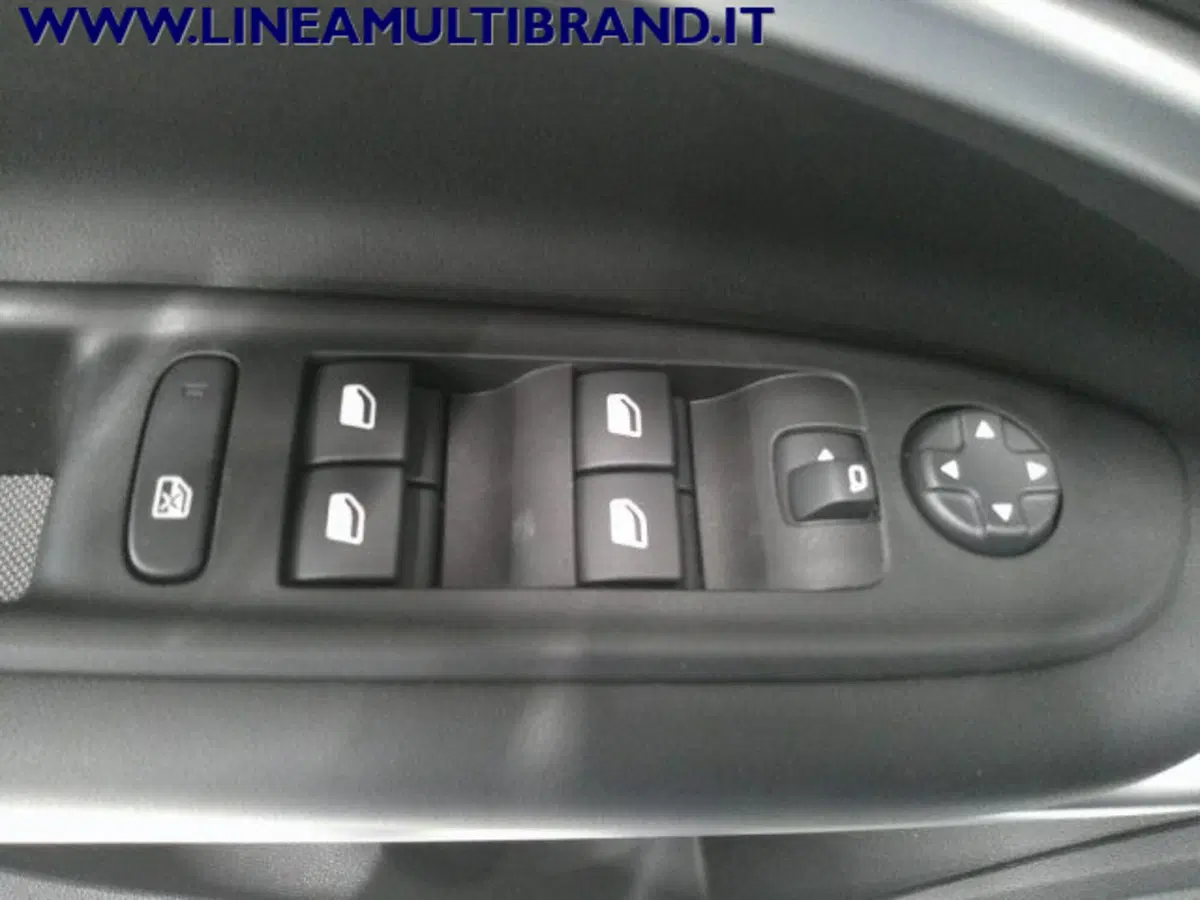 Jeep Avenger usata a Piacenza (10)