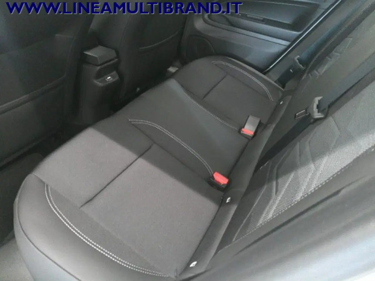 Jeep Avenger usata a Piacenza (9)