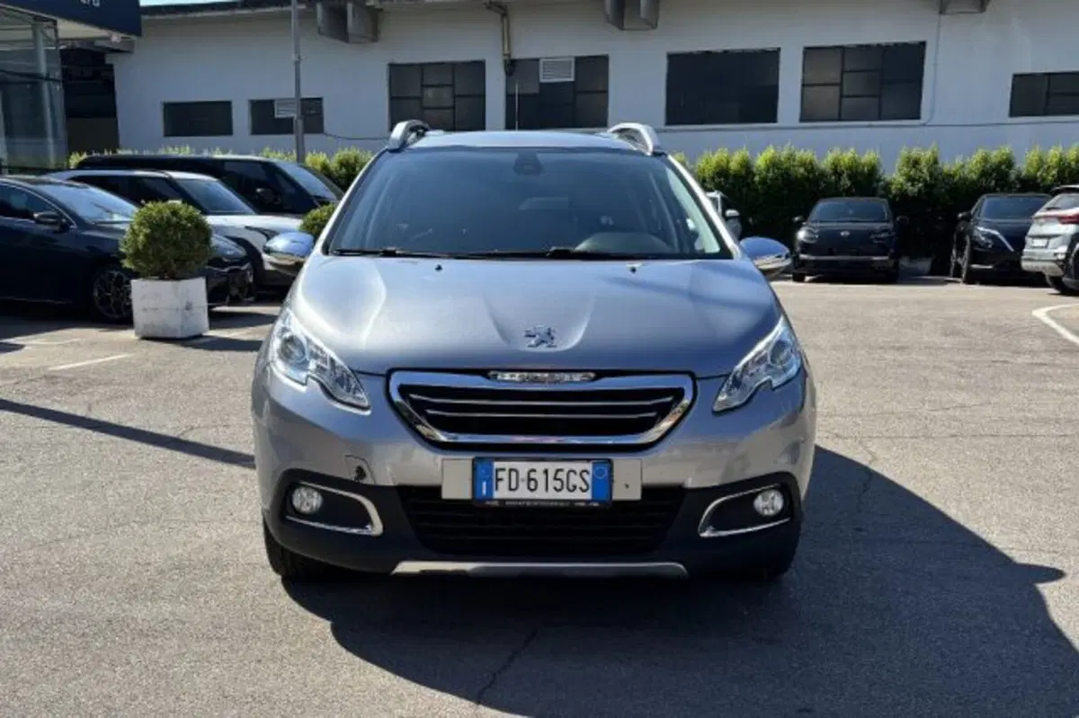 Peugeot 2008 usata a Latina (2)
