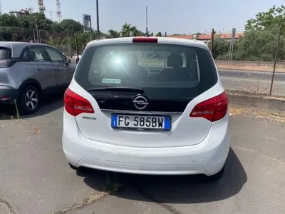 Opel Meriva 1.4 100CV Advance del 2017 usata a Catania