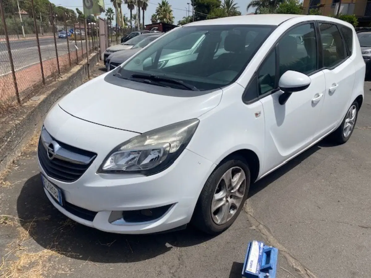 Opel Meriva usata a Catania (3)