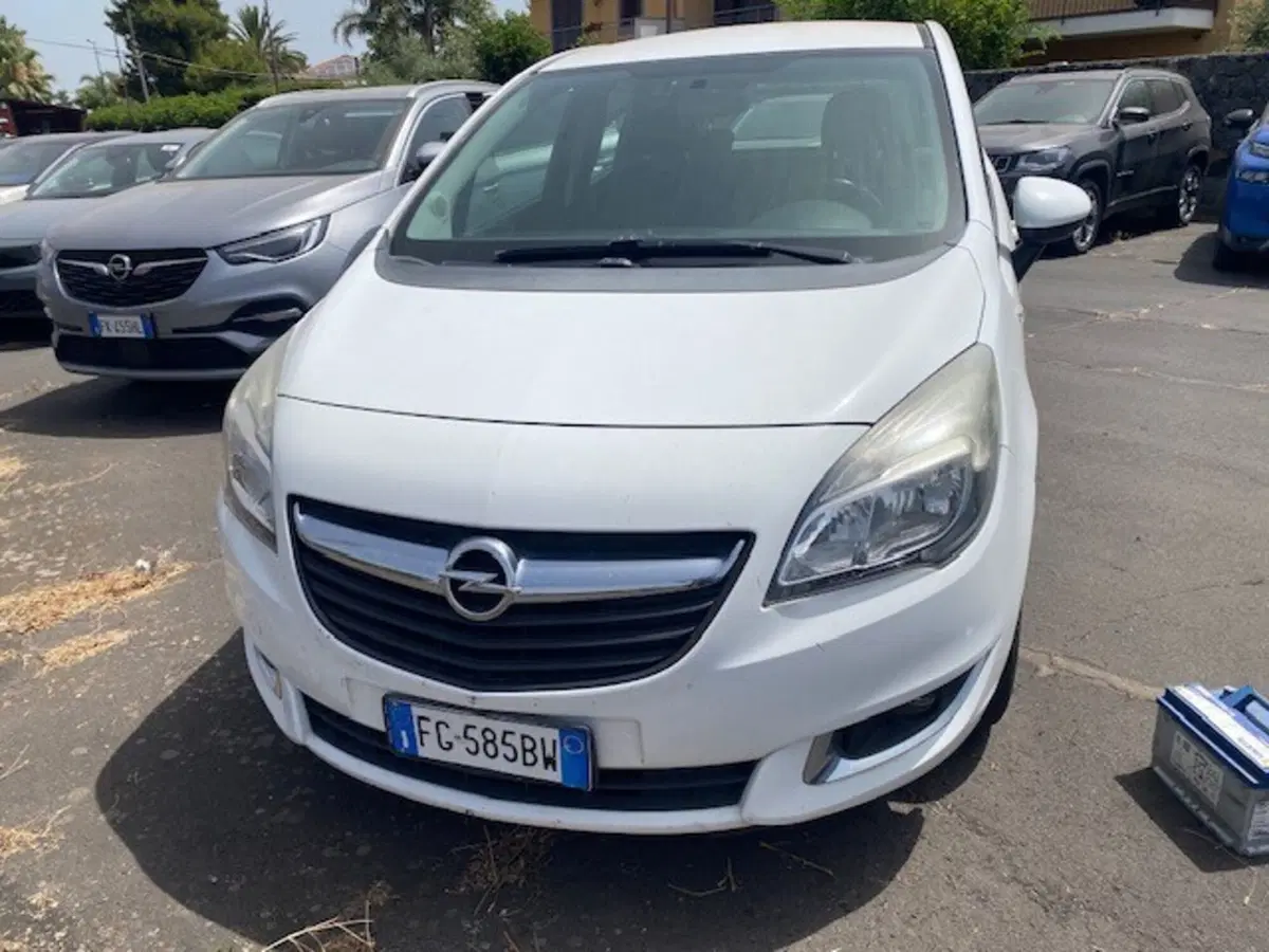 Opel Meriva usata a Catania (4)