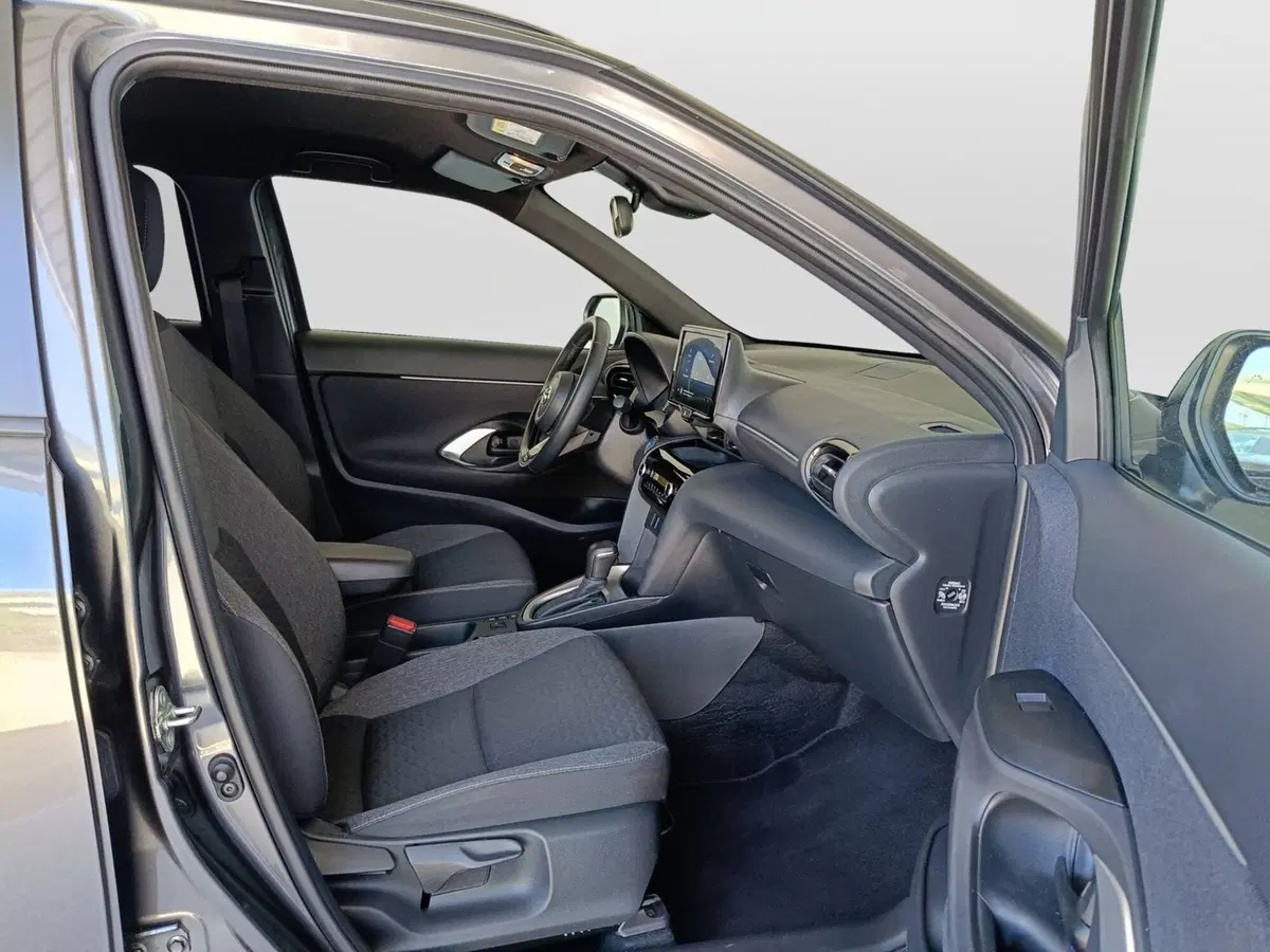 Toyota Yaris Cross usata a Ascoli Piceno (11)