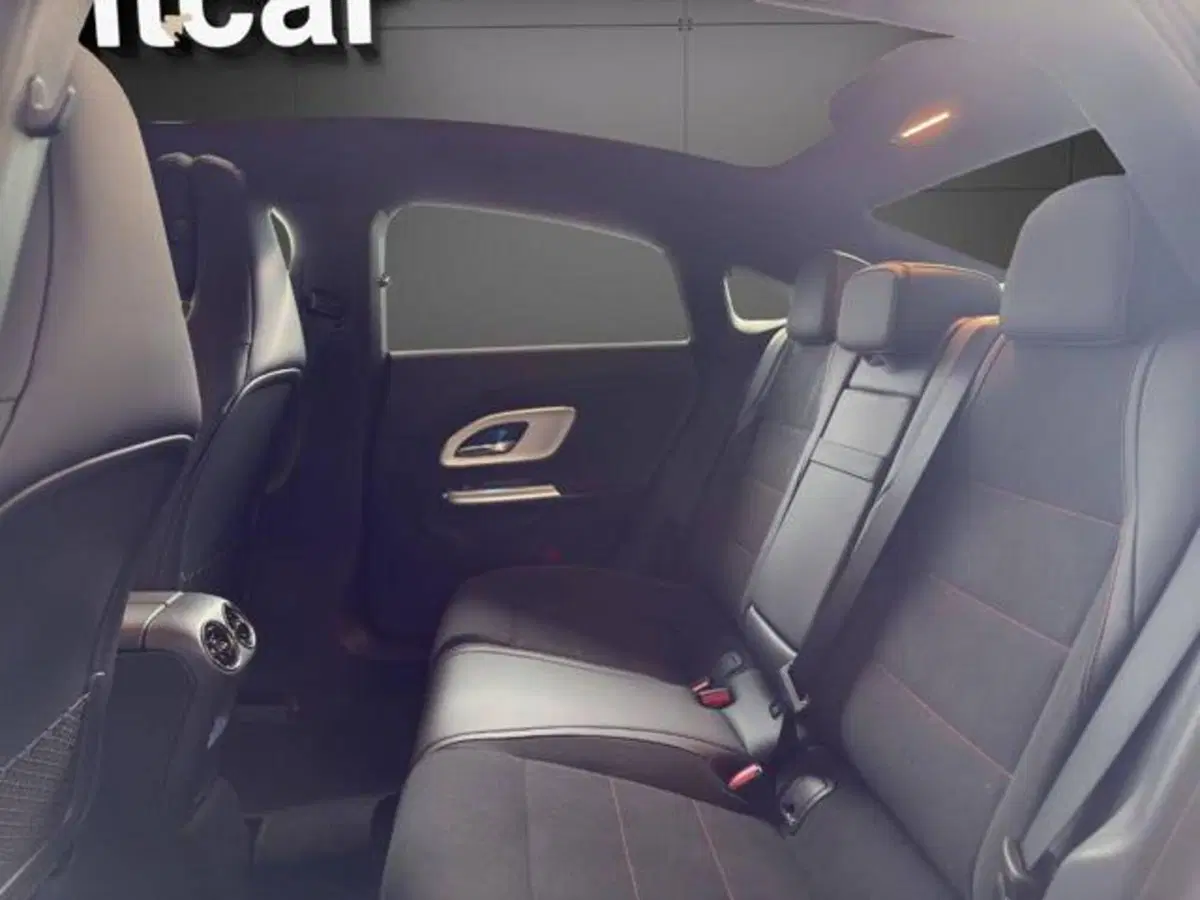 Mercedes-Benz CLA nuova a Milano (19)