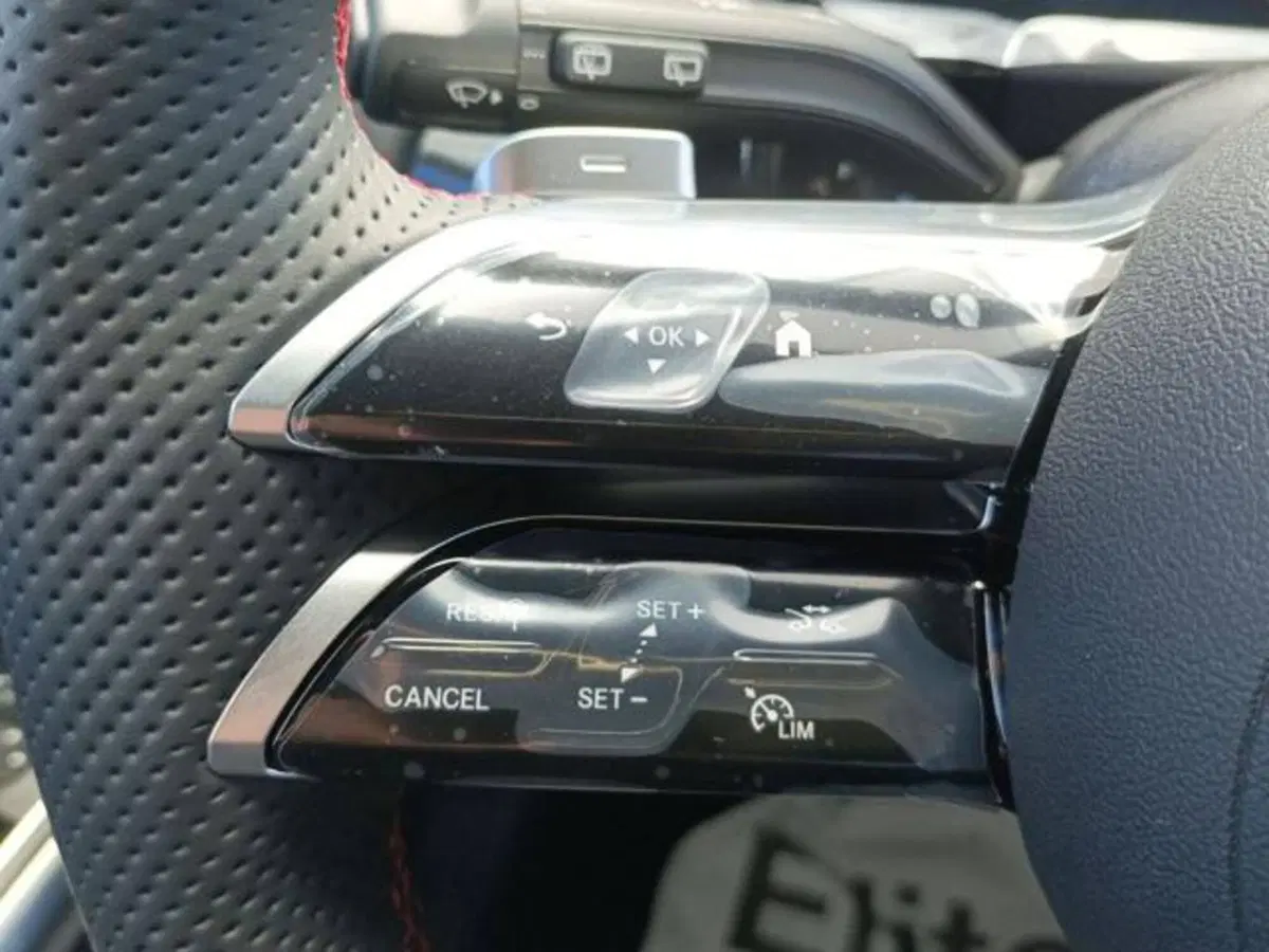 Mercedes-Benz Classe B nuova a Milano (10)