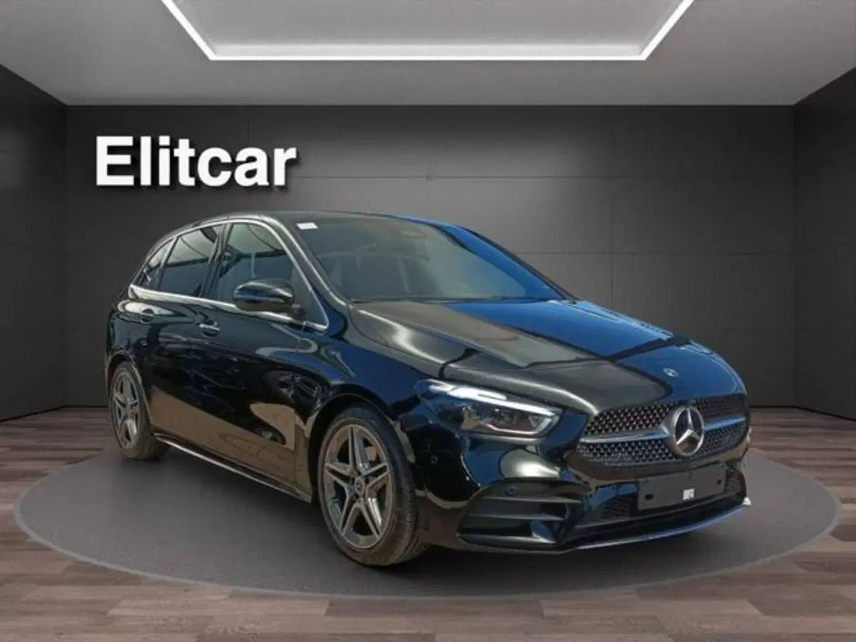 Mercedes-Benz Classe B nuova a Milano (2)