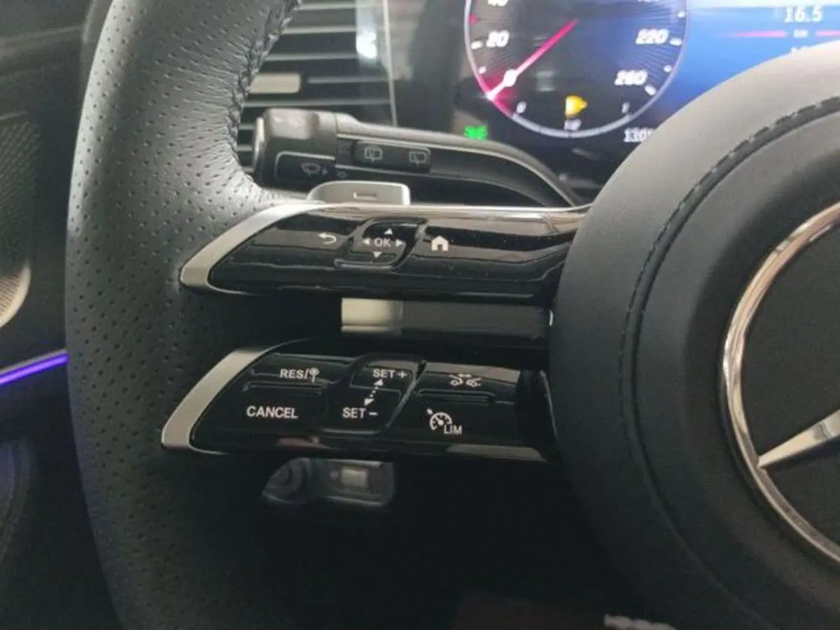 Mercedes-Benz GLE SUV nuova a Milano (11)