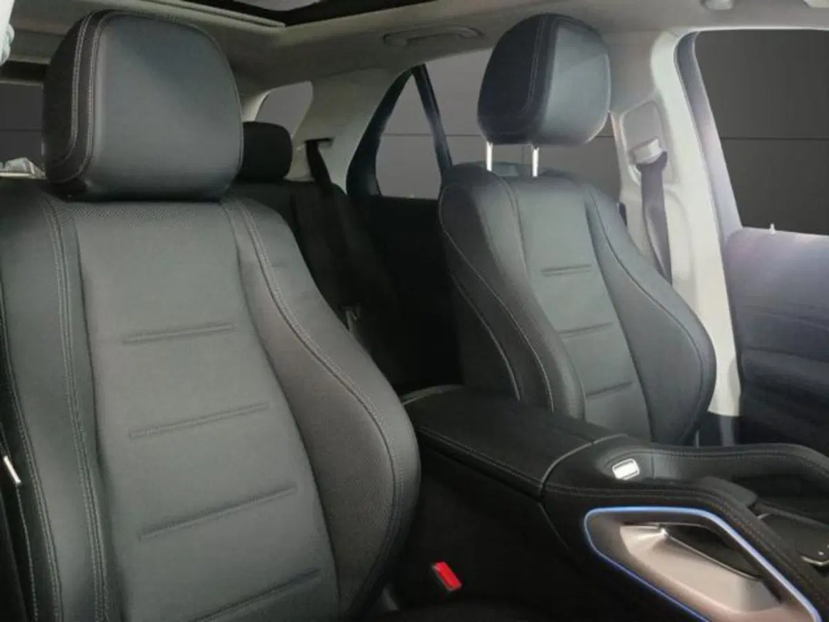 Mercedes-Benz GLE SUV nuova a Milano (8)