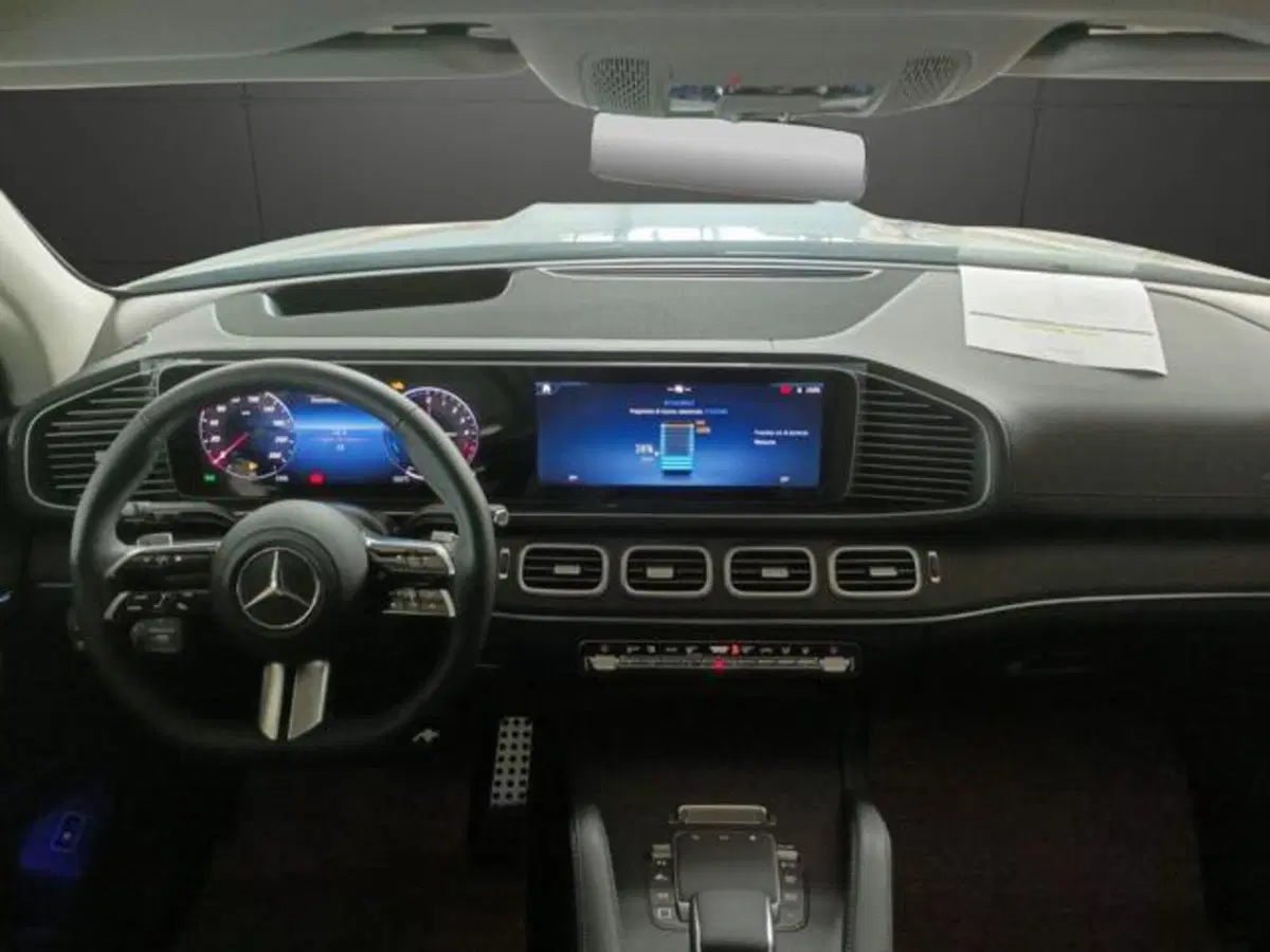 Mercedes-Benz GLE SUV nuova a Milano (9)