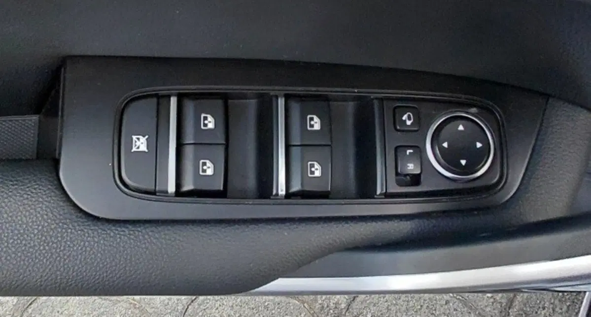 Kia ProCeed usata a Cosenza (15)