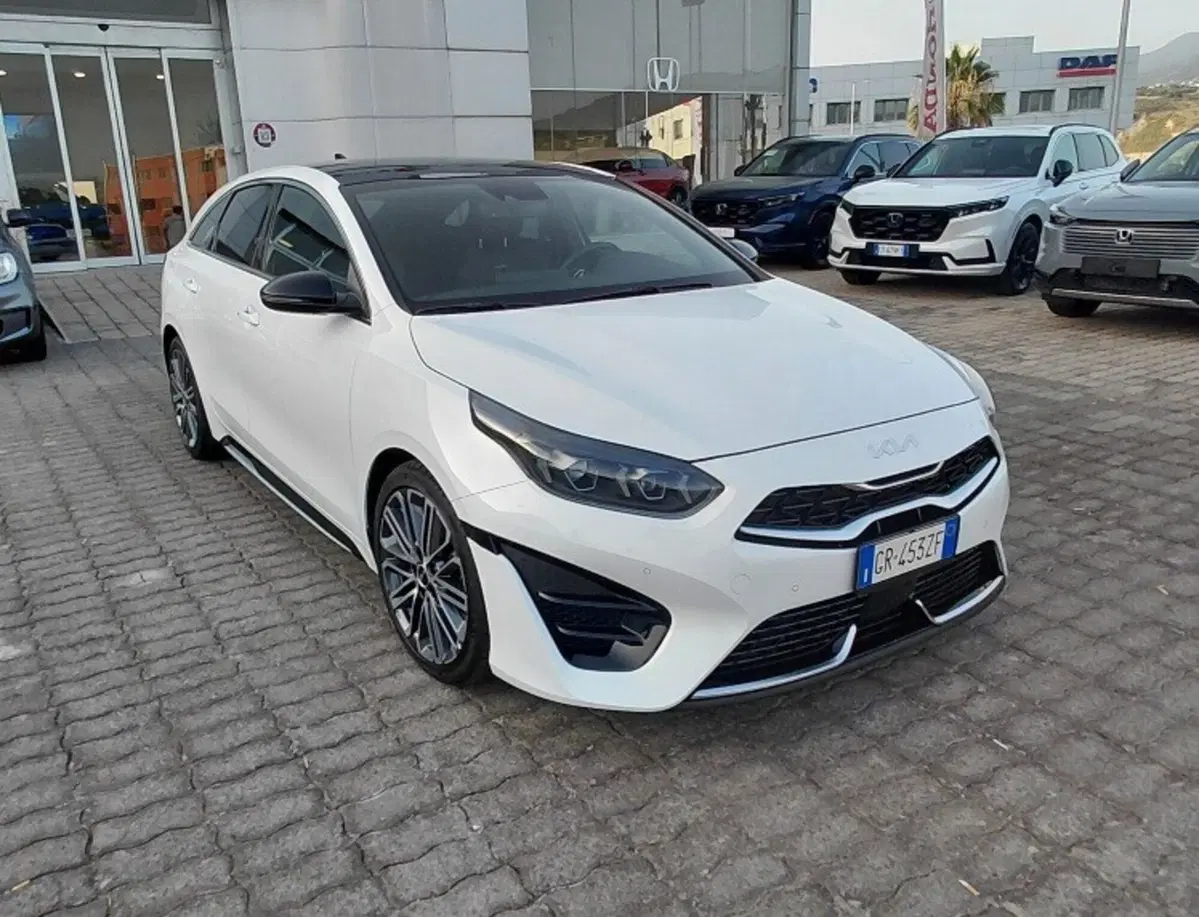 Kia ProCeed usata a Cosenza (3)