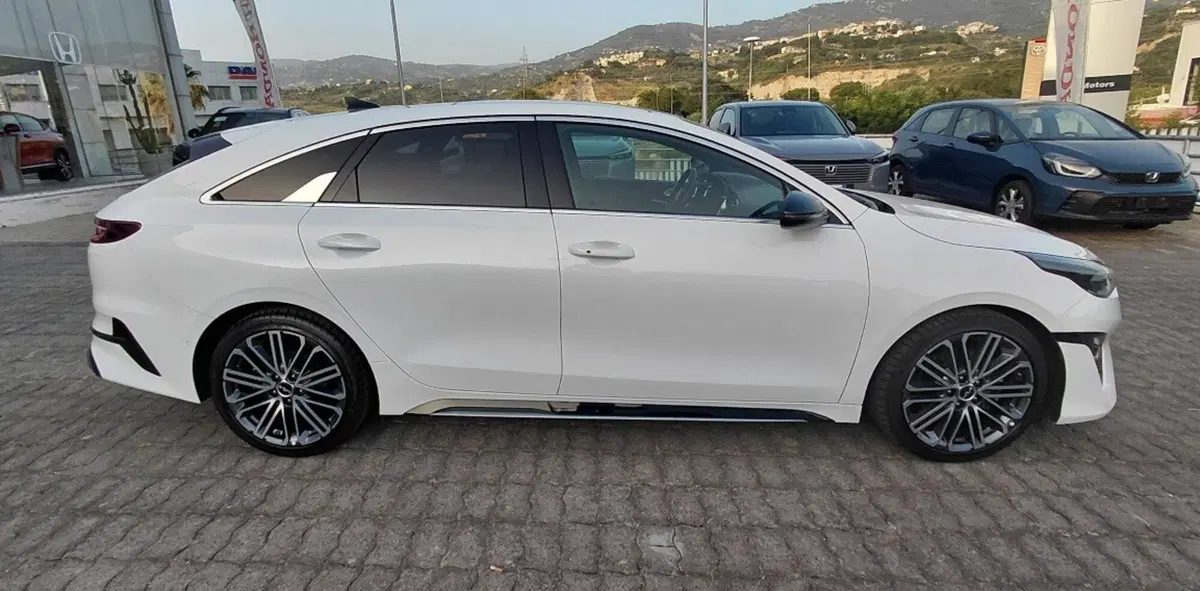 Kia ProCeed usata a Cosenza (4)