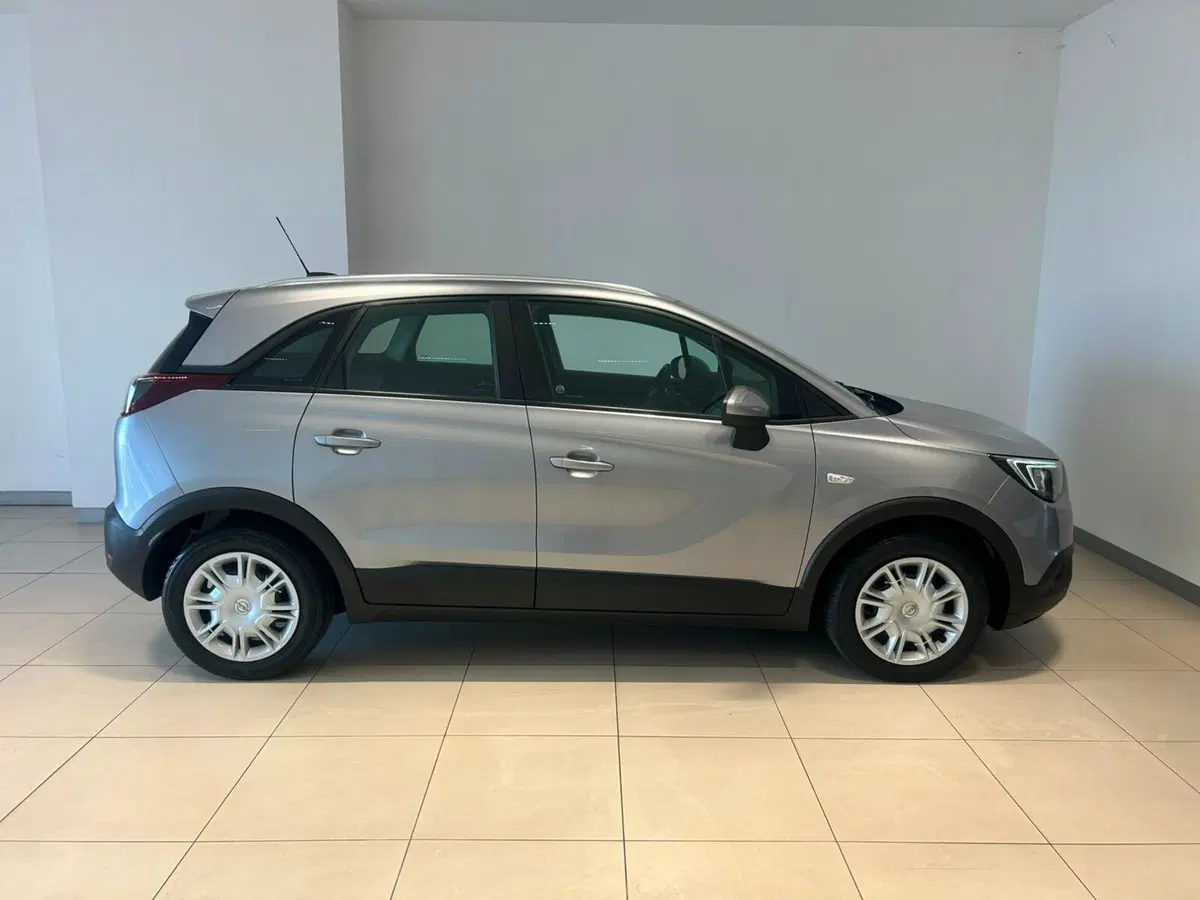 Opel Crossland X usata a Napoli (6)