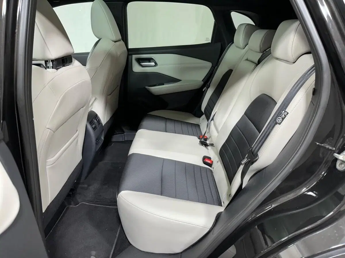 Nissan Qashqai usata a Sondrio (11)