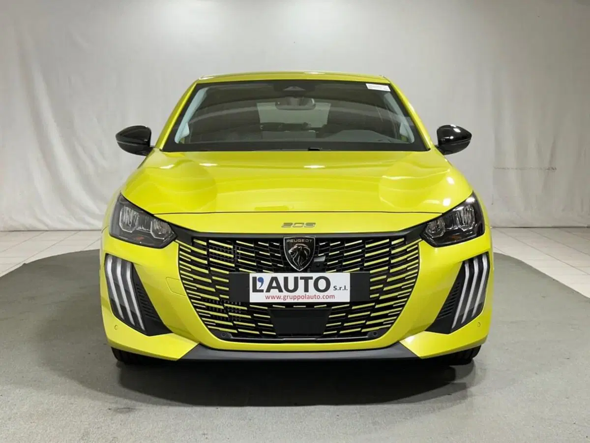 Peugeot 208 nuova a Sondrio (6)