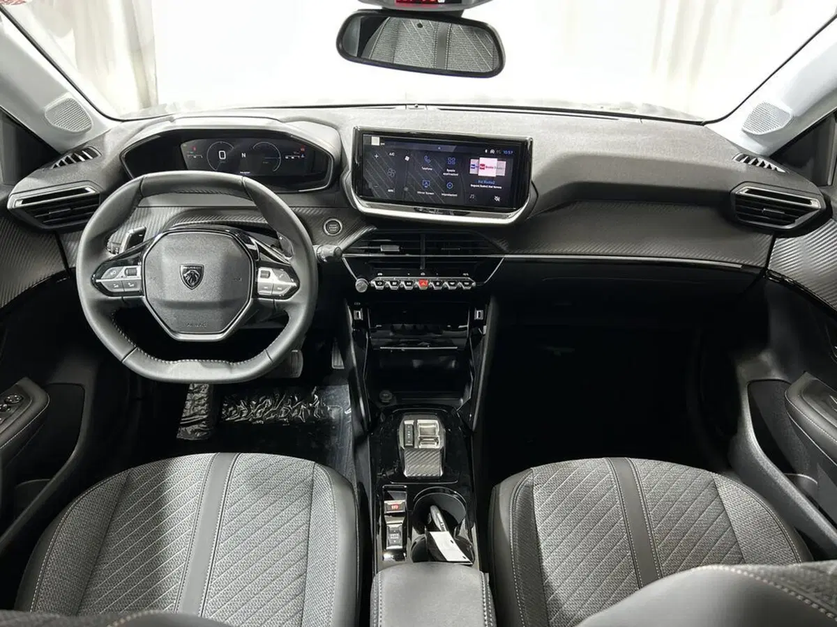 Peugeot 208 nuova a Sondrio (8)