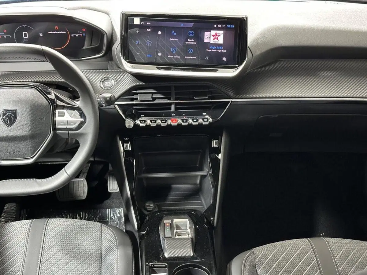 Peugeot 2008 nuova a Sondrio (10)