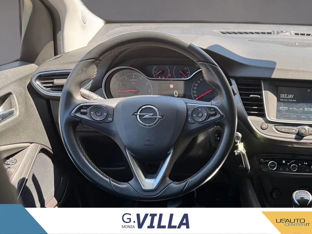 Opel Crossland X usata a Milano (12)
