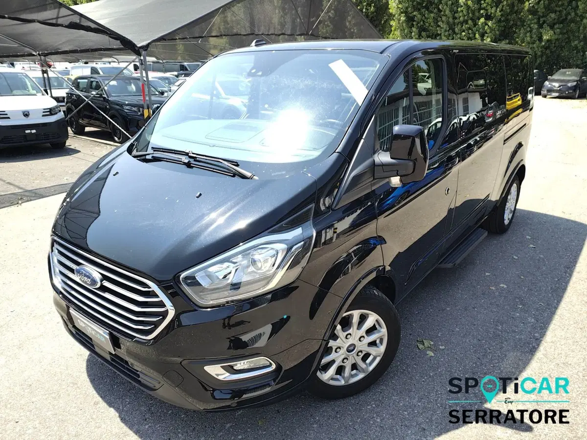 Ford Tourneo Custom usata a Como (16)