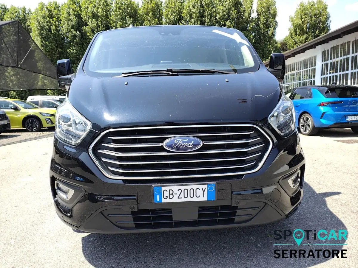 Ford Tourneo Custom usata a Como (2)