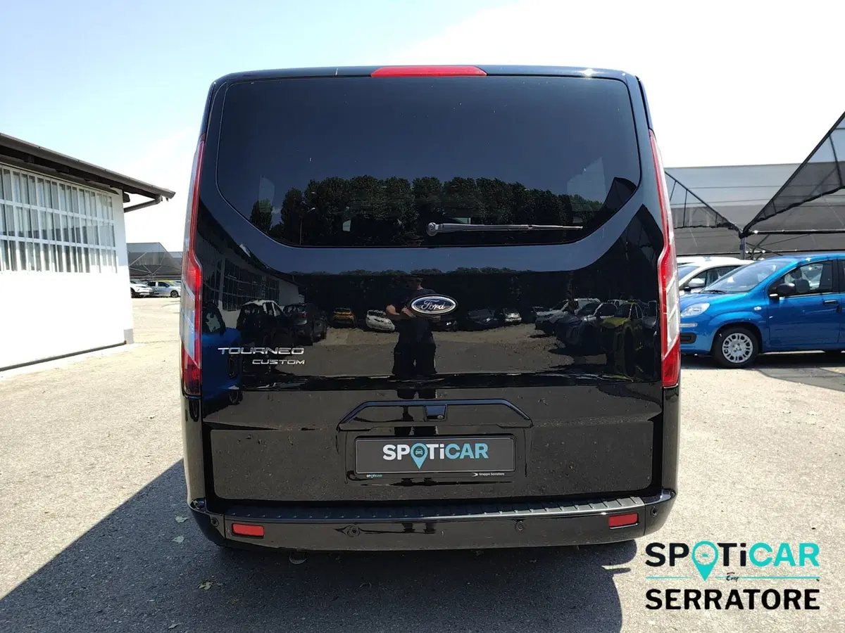 Ford Tourneo Custom usata a Como (5)