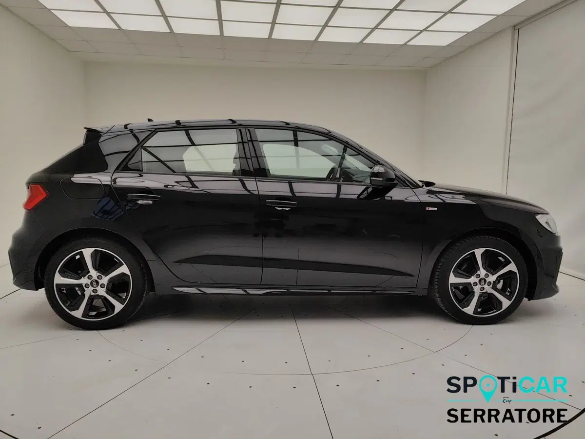 Audi A1 Sportback nuova a Como (17)