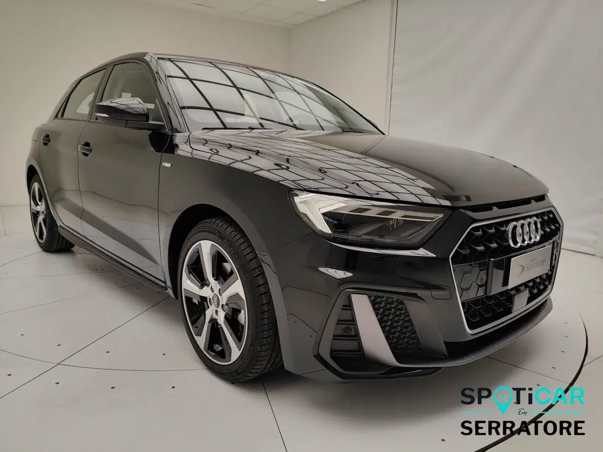 Audi A1 Sportback nuova a Como (3)