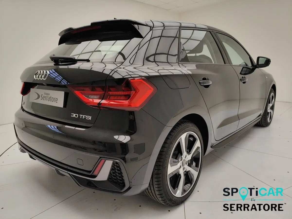 Audi A1 Sportback nuova a Como (6)