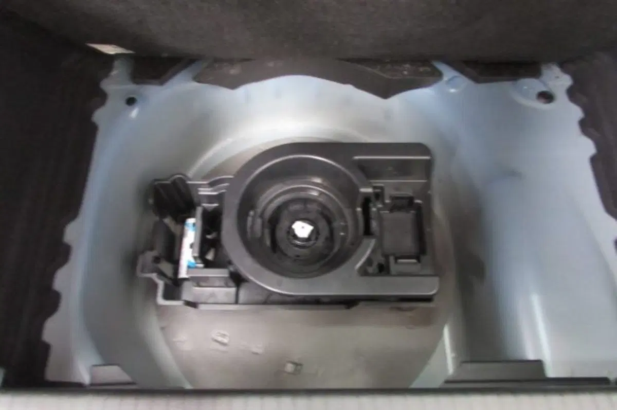 Opel Corsa usata a Milano (14)