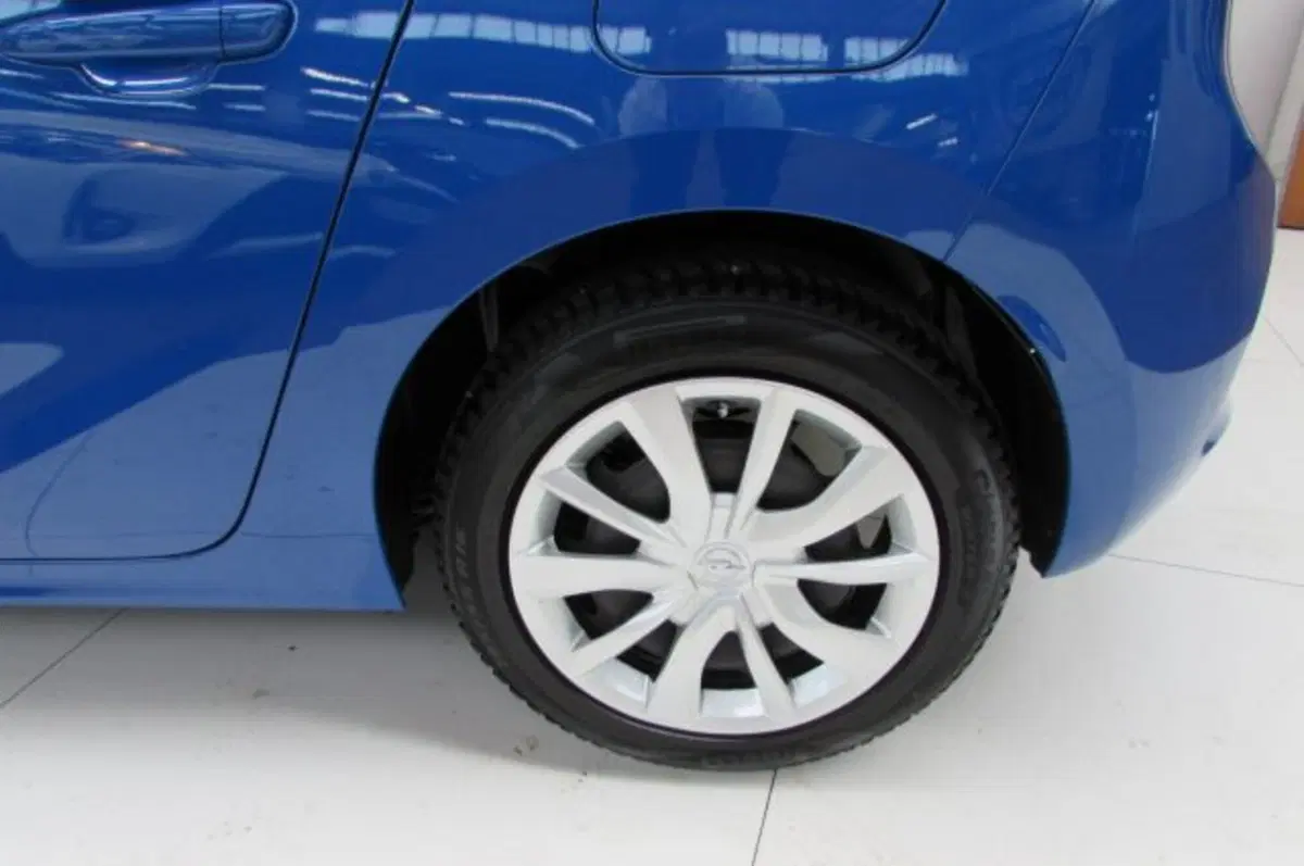 Opel Corsa usata a Milano (15)