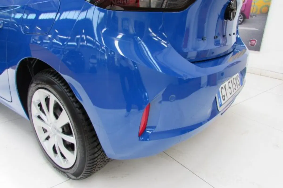 Opel Corsa usata a Milano (16)