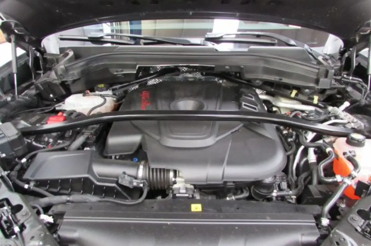 Alfa Romeo Stelvio usata a Milano (19)