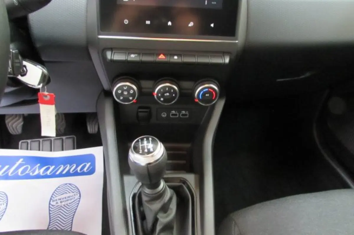 Renault Clio usata a Milano (10)