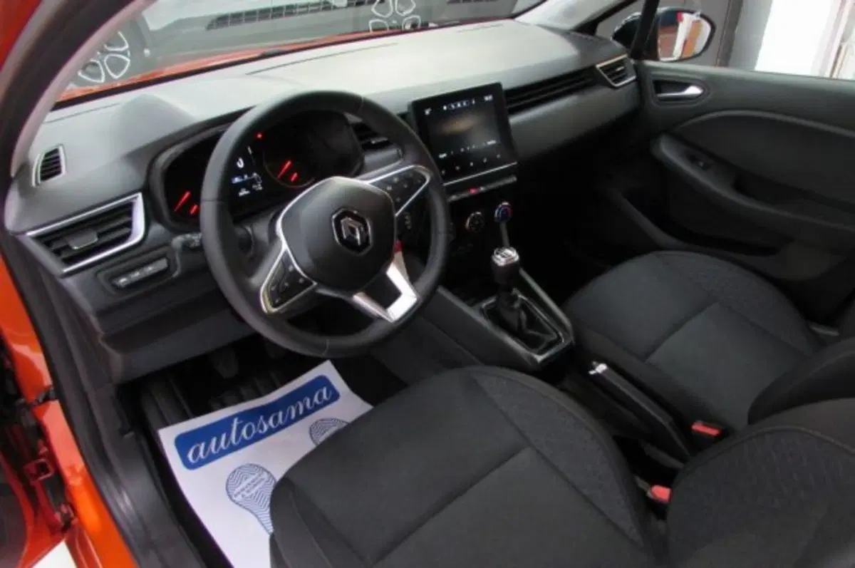 Renault Clio usata a Milano (8)