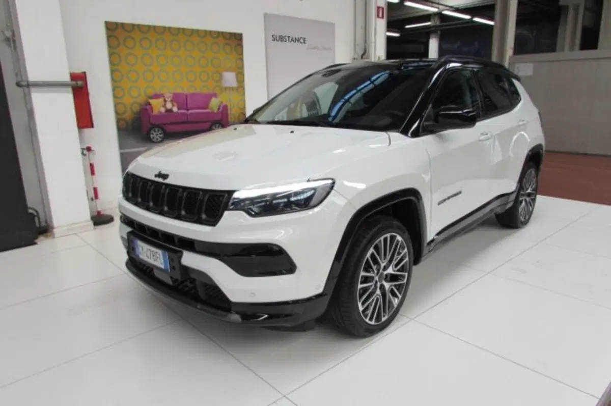 Jeep Compass usata a Milano (2)