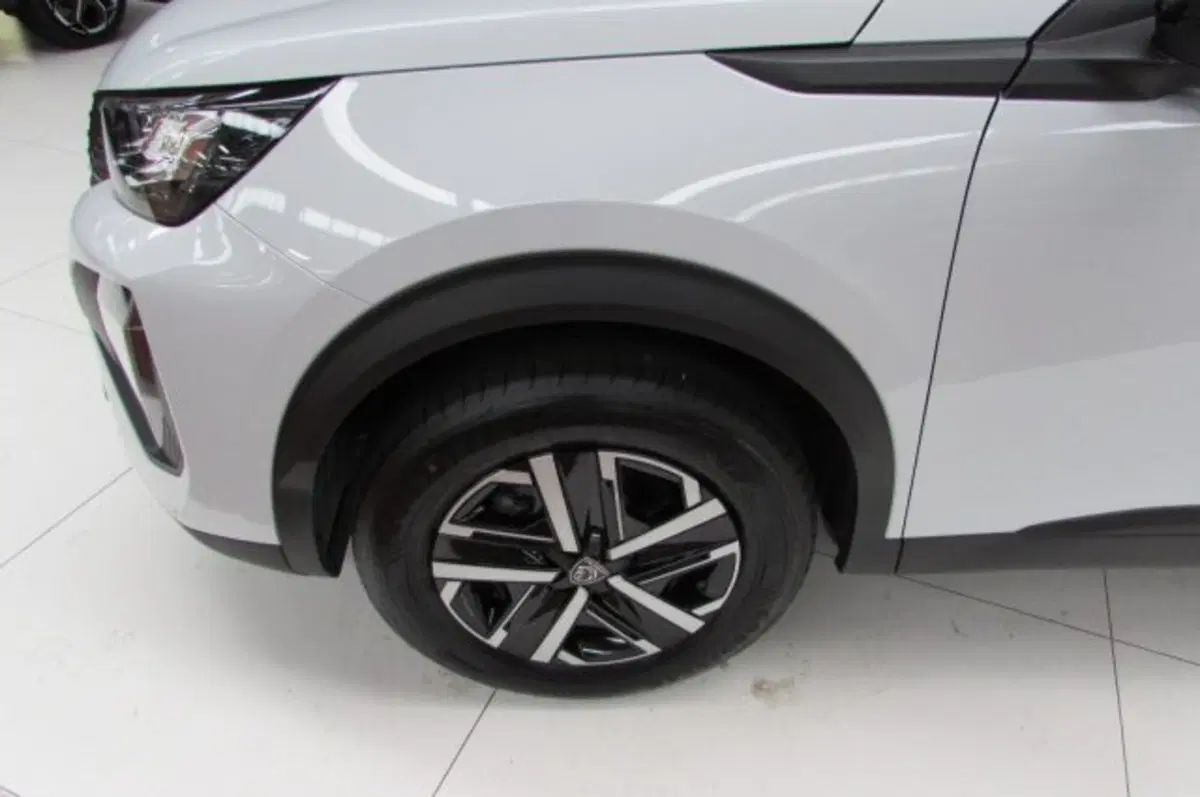 Peugeot 2008 nuova a Milano (6)